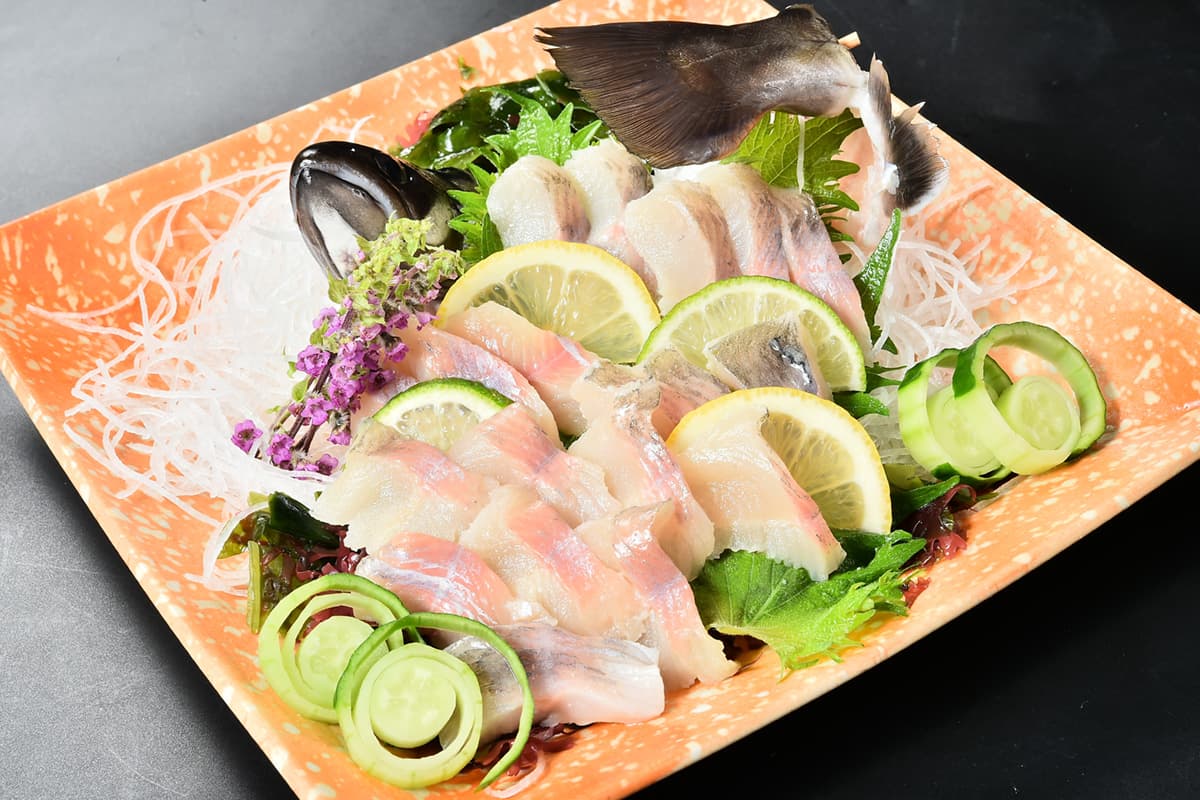 大岩魚の姿造り