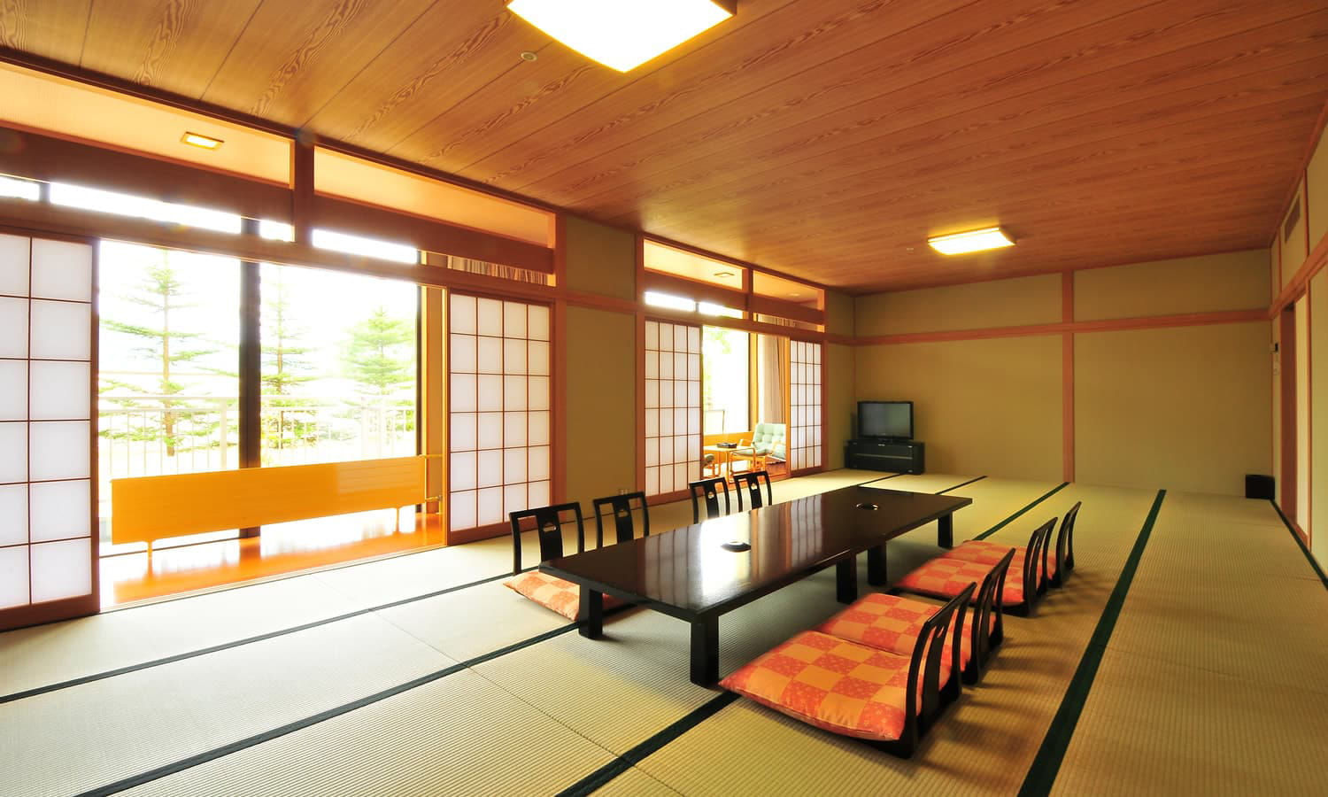 超広和室２５畳