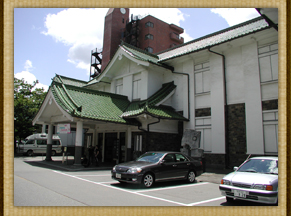 諏訪市美術館